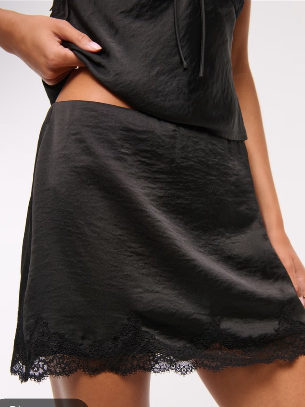 Abercrombie lace and satin mini skort